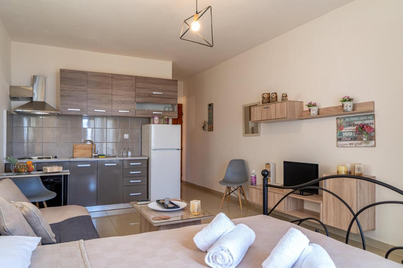 The View Apartment Makriyialos Bagian luar foto
