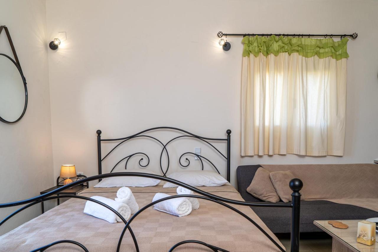 The View Apartment Makriyialos Bagian luar foto